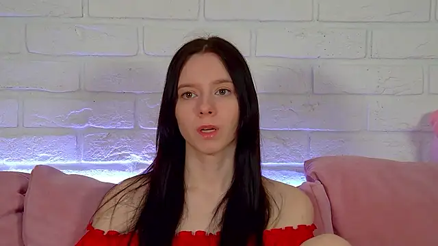 ArinaKubrick online show from 04/18/26, 04:11