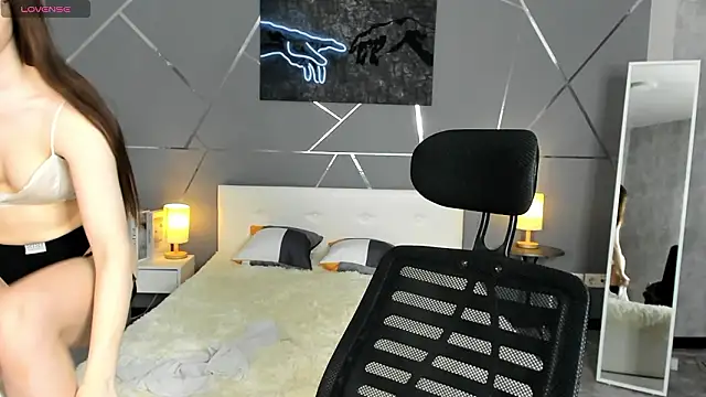 miss  evelyne online show from 01/15/26, 01:21