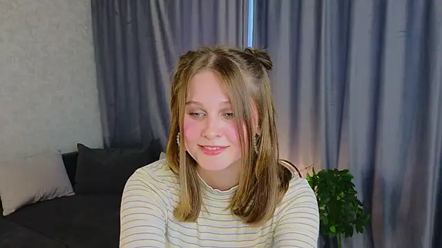 OpalEternis online show from 04/21/26, 12:55