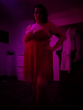 leyaDeea online show from 12/13/25, 10:04