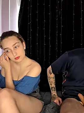 FoxyToxy online show from 12/14/25, 03:23