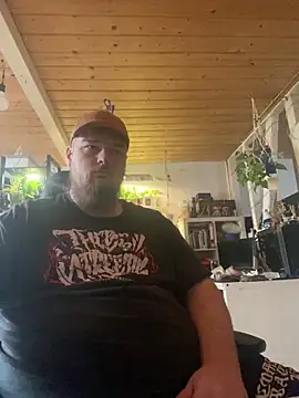 Snapshot of YoursxTruly chatting on 01/15/26, 11:04 YoursxTruly online show from 01/15/26, 11:04