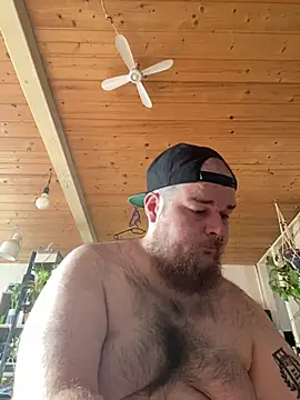 Snapshot of YoursxTruly chatting on 02/02/26, 12:48 YoursxTruly online show from 02/02/26, 12:48