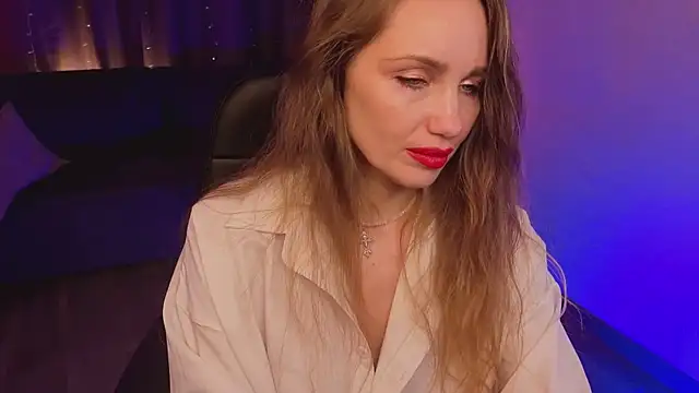 Vivien Star online show from 12/16/25, 05:45