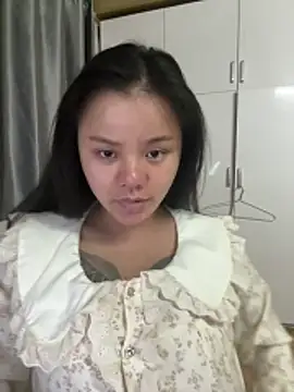 Snapshot of leo-kitty chatting on 05/22/26, 03:17 leo-kitty online show from 05/22/26, 03:17