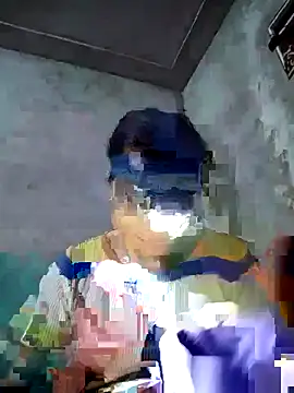 honey-kis online show from 12/17/25, 12:00