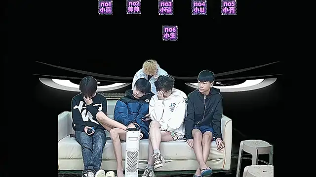 yujiannanpu online show from 01/08/26, 02:36