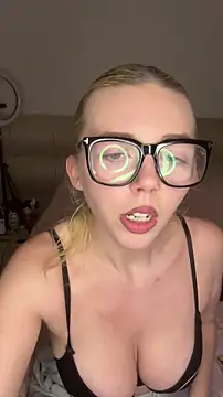 MonaNoire online show from 01/18/26, 12:42