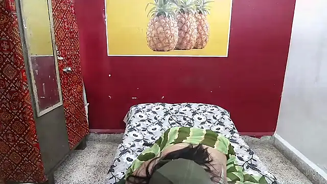 Lovelycouple25 online show from 04/18/26, 06:06