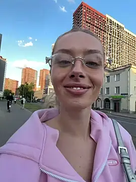 SunnyShiney online show from 06/03/26, 04:56