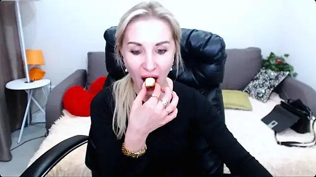 Hanna--Sweet online show from 02/04/26, 10:32