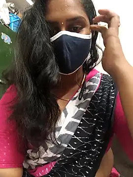 Snapshot of pattupattuma27 chatting on 02/24/26, 07:17 pattupattuma27 online show from 02/24/26, 07:17