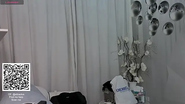 Snapshot of TinaAngel chatting on 06/26/26, 08:46 TinaAngel online show from 06/26/26, 08:46