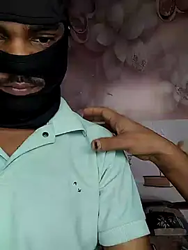 realcouple71 online show from 07/08/26, 07:02
