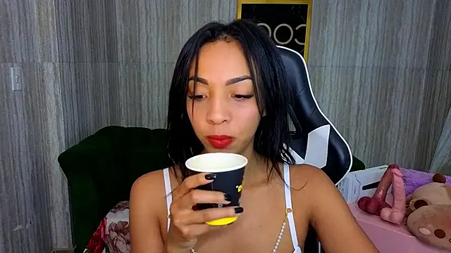 luna meow t online show from 01/14/26, 02:17