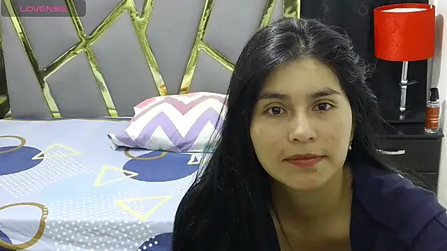 kangomez19 online show from 02/18/26, 12:50