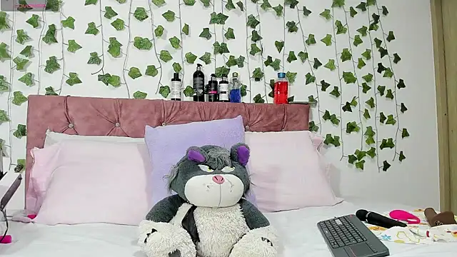 Ayla-marttinez online show from 07/13/26, 12:35