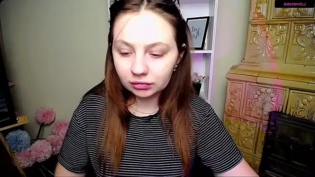 Snapshot of LiliaErmi chatting on 01/09/26, 11:02 LiliaErmi online show from 01/09/26, 11:02