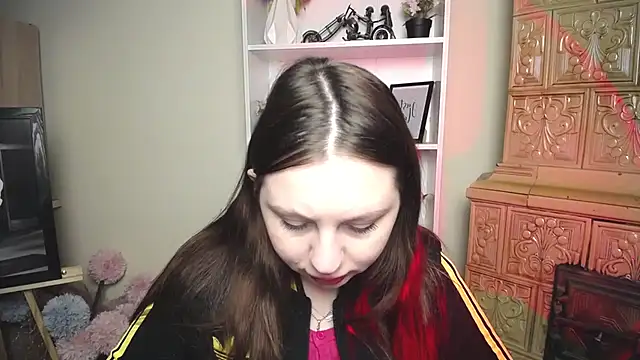 Snapshot of LiliaErmi chatting on 02/21/26, 07:09 LiliaErmi online show from 02/21/26, 07:09