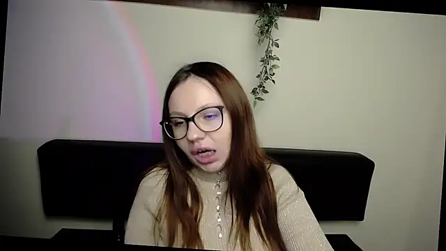 LiliaErmi online show from 04/13/26, 06:08