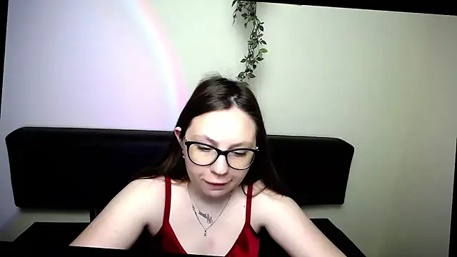 LiliaErmi online show from 04/18/26, 06:17