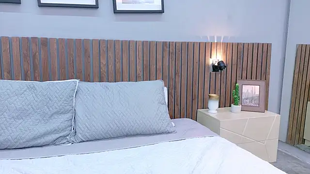 Mia Bellefort online show from 03/14/26, 09:09