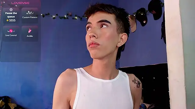 Juan Gomezz26 online show from 06/14/26, 08:00