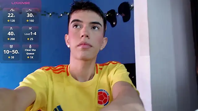 Juan Gomezz26 online show from 06/23/26, 03:32