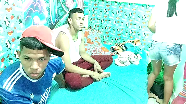 twobigscock23 online show from 04/20/26, 12:46