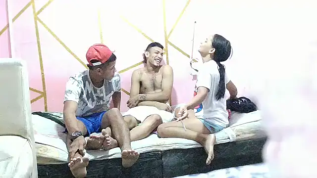 twobigscock23 online show from 04/23/26, 01:18