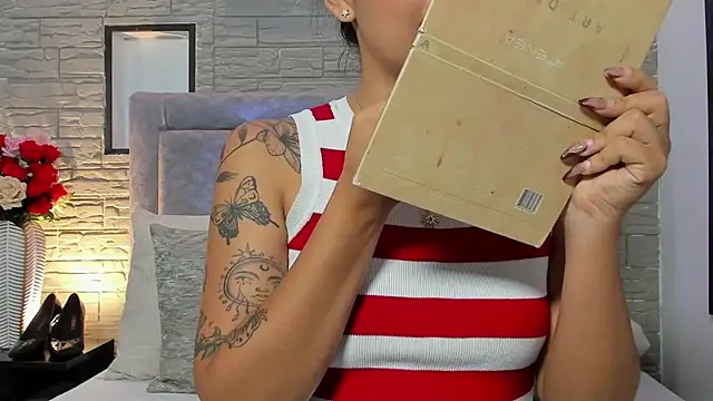 LanaRouse online show from 02/23/26, 11:02