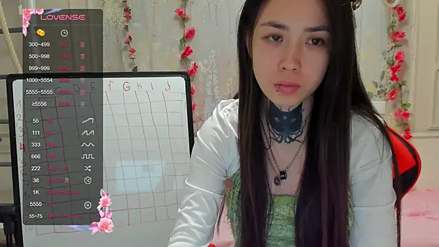 Kendall Nox online show from 12/16/25, 09:09