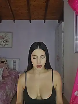 Snapshot of Esmeralda_Rossi chatting on 02/25/26, 09:02 Esmeralda Rossi online show from 02/25/26, 09:02