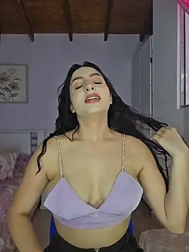 Snapshot of Esmeralda_Rossi chatting on 03/02/26, 08:04 Esmeralda Rossi online show from 03/02/26, 08:04