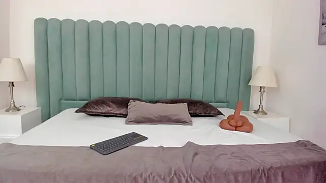 Scarlett  Noir online show from 04/13/26, 07:52