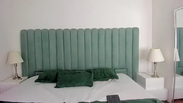 Scarlett  Noir online show from 04/17/26, 09:07