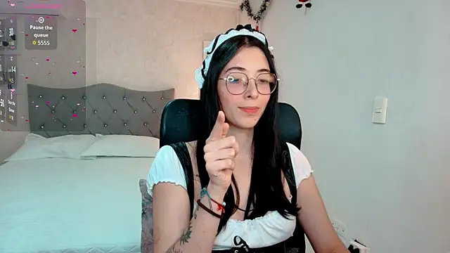 emmalove doll online show from 01/08/26, 01:35