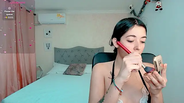 emmalove doll online show from 01/15/26, 05:05