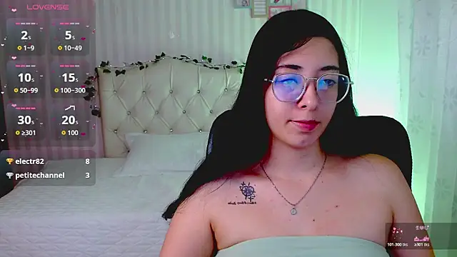 emmalove doll online show from 02/25/26, 01:15