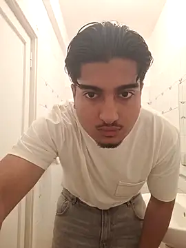 Anndrea8182 online show from 04/25/26, 01:14