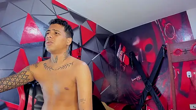 Hot Boys 69 online show from 02/06/26, 11:13