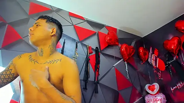 Hot Boys 69 online show from 02/15/26, 12:03