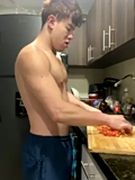 maxxcooper1 online show from 12/19/25, 11:12