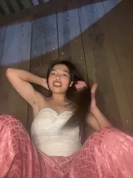 lux-su online show from 04/22/26, 01:34