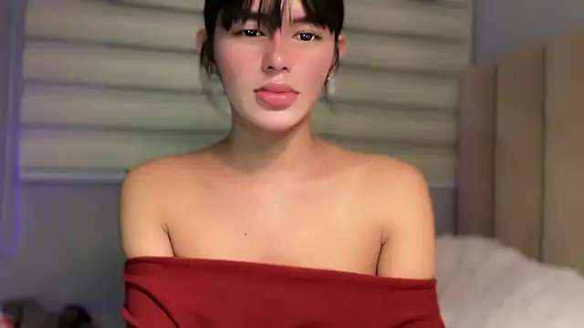 Snapshot of Annedee_ chatting on 12/15/25, 08:29 Annedee online show from 12/15/25, 08:29