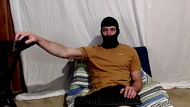 maskedyogaman online show from 04/24/26, 02:03