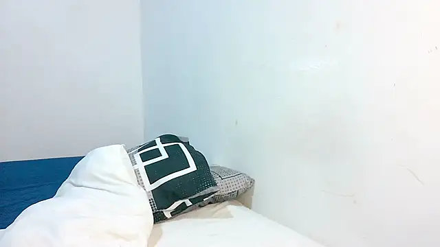 Sthefanyx2 online show from 04/02/26, 01:03