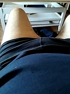 pj pm90 online show from 12/19/25, 10:22