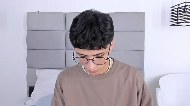 JoshClaarktt online show from 01/18/26, 03:54