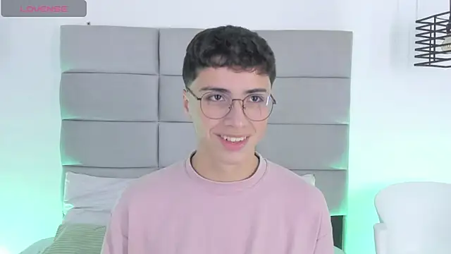 JoshClaarktt online show from 03/17/26, 04:06